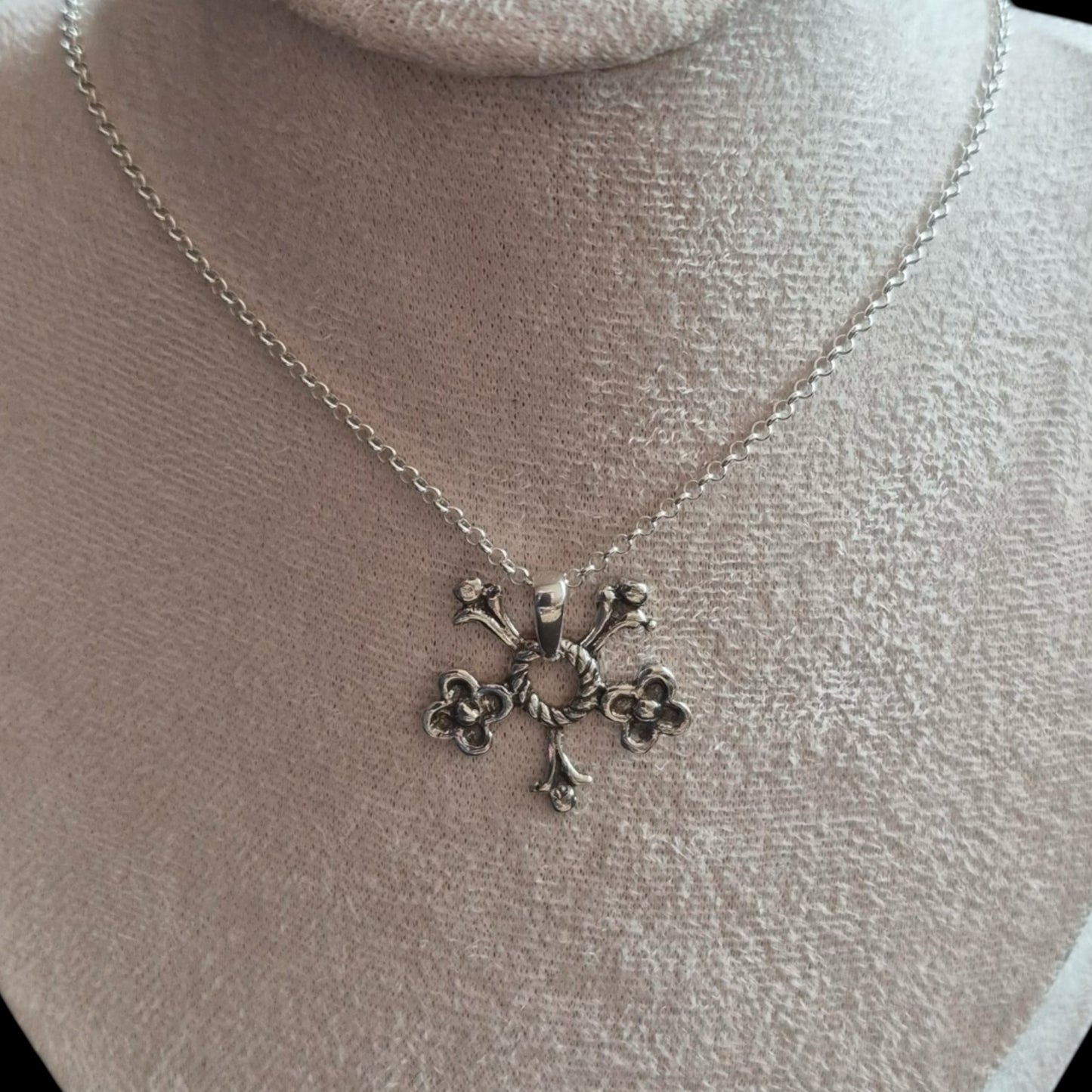 Estonian | Floral Necklace - 925 Sterling Silver