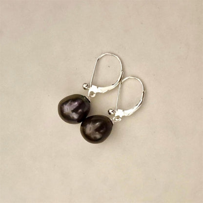 Cultured Pearl | 10mm Black | Leverback Earrings - 925 Sterling Silver