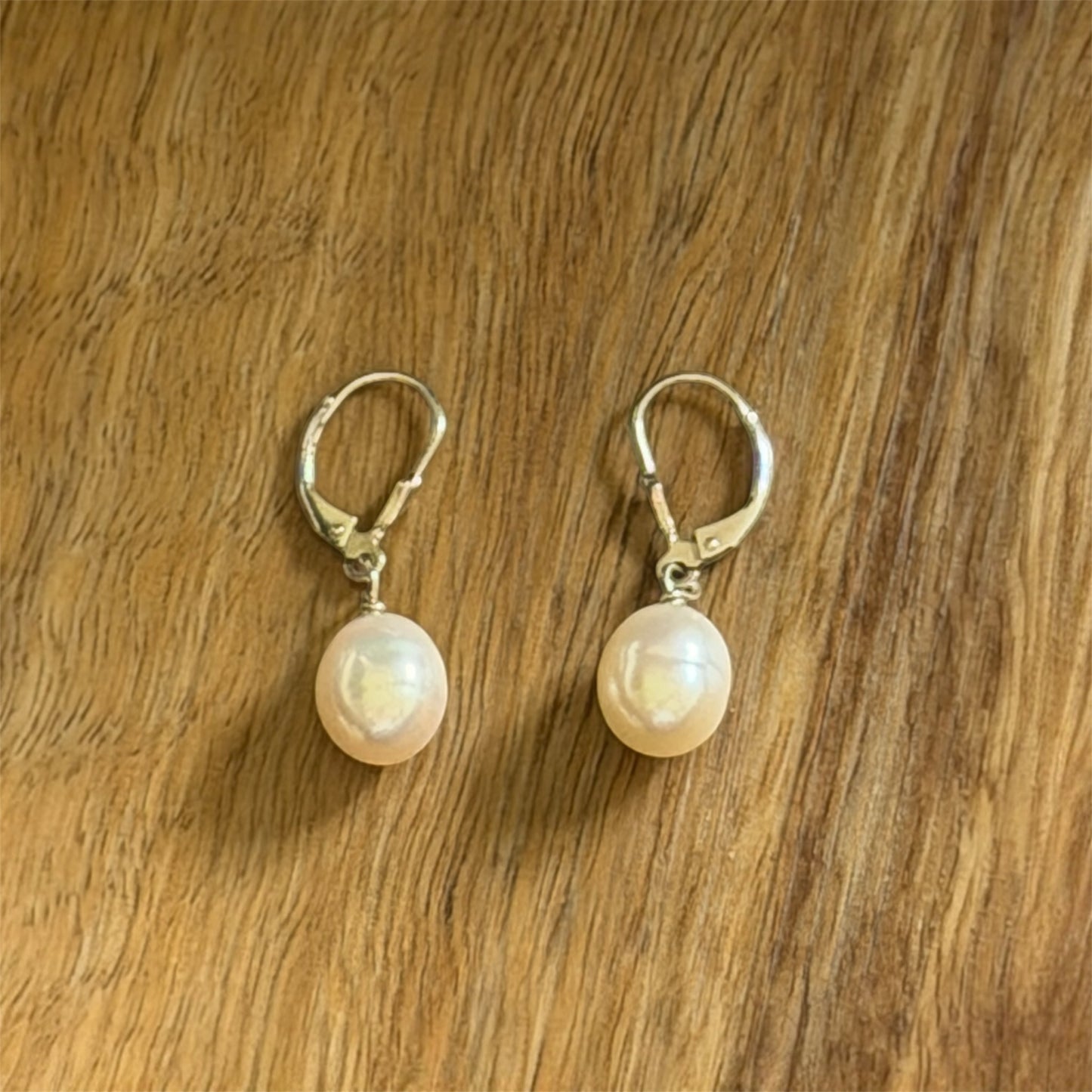 Cultured Pearl | 10mm White | Leverback Earrings - 925 Sterling Silver