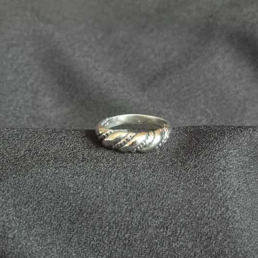 Latvian | Ladies Ring - 925 Sterling Silver