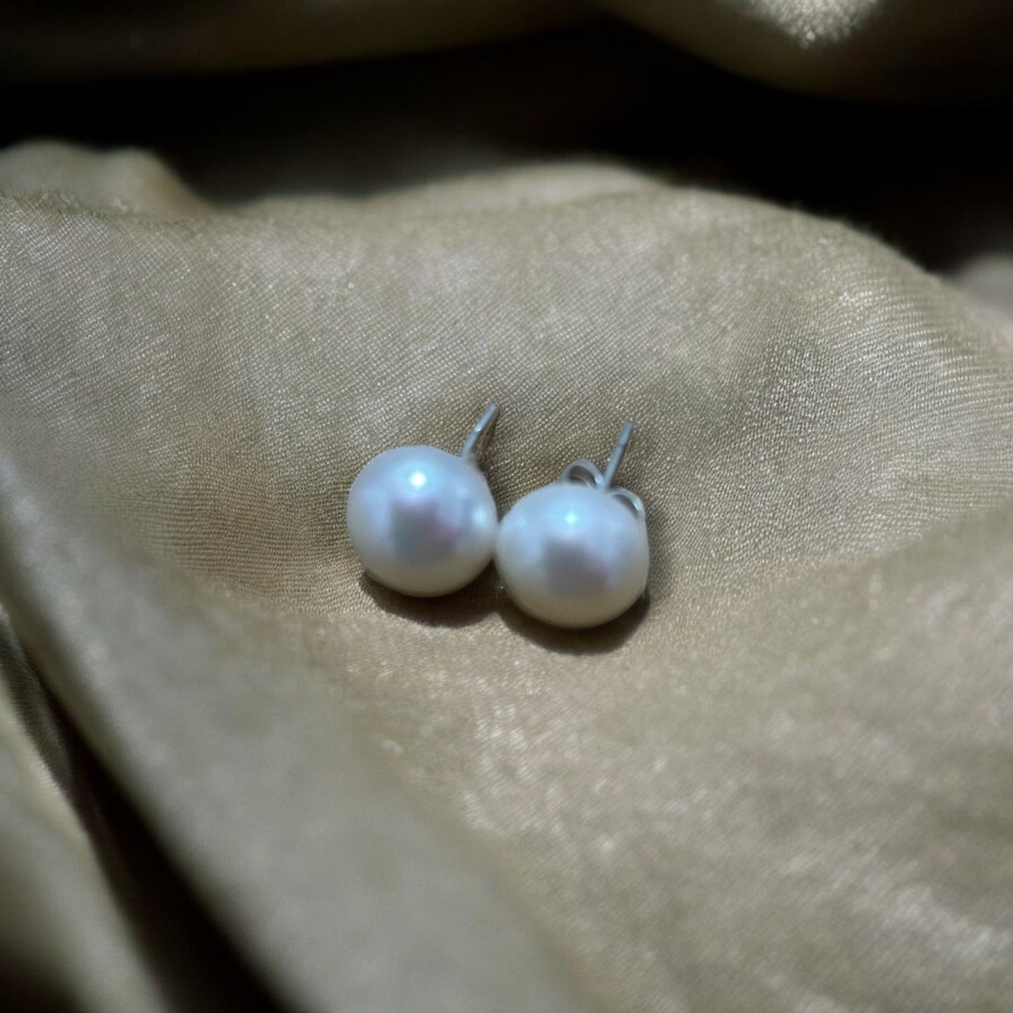 Cultured Pearl | 10mm Stud Earrings - 925 Sterling Silver