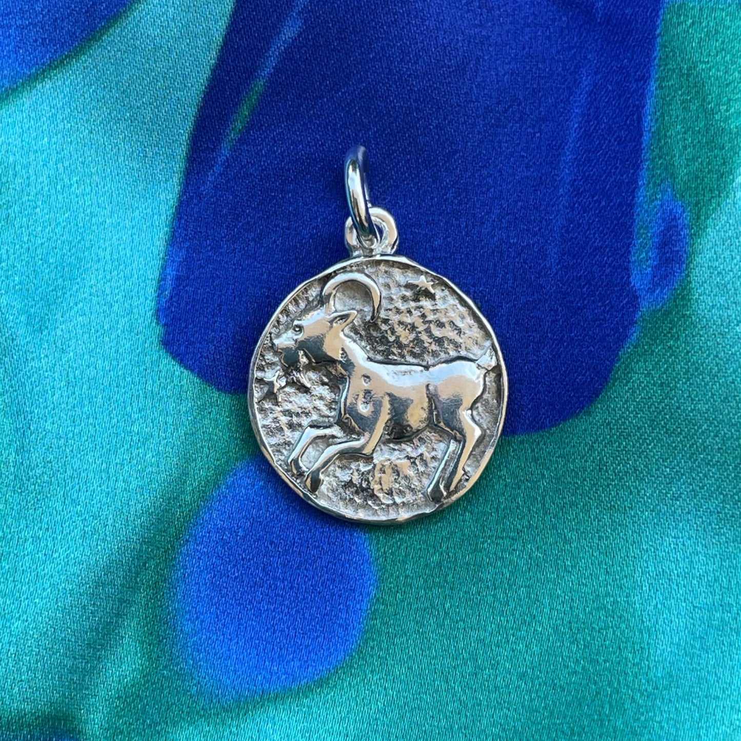 Aries Necklace - 9k Solid Gold